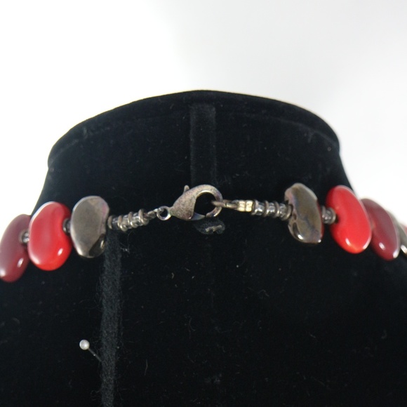 KAZURI Shale 'Dutch' 18 inch Hand-Made Necklace - Picture 4 of 5